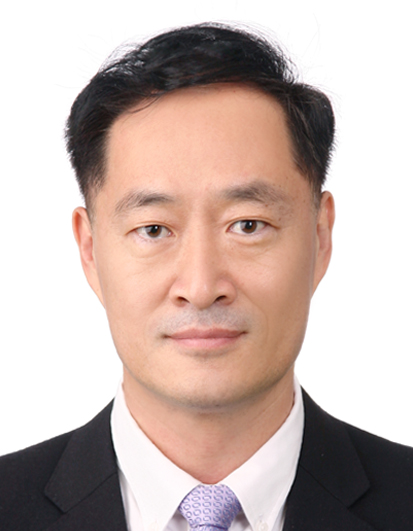 현규택 사진